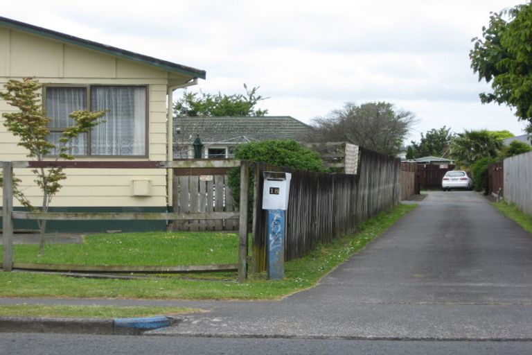 Photo of property in 18 Station Road, Takanini, 2112