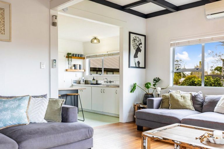 Photo of property in 25 Trigg Road, Huapai, Kumeu, 0810