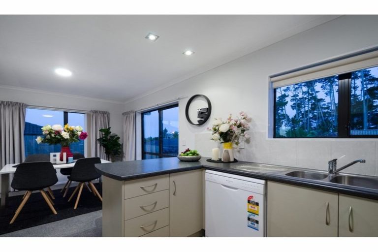 Photo of property in 51 Munroe Road, Ranui, Auckland, 0612