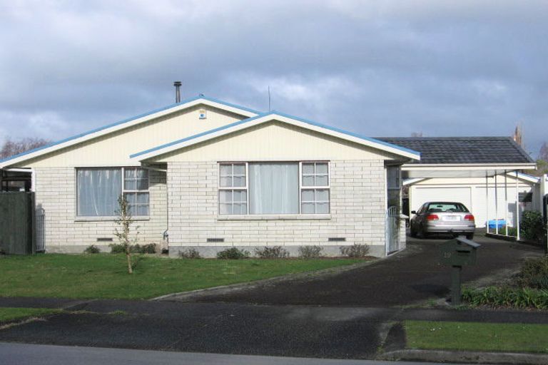 Photo of property in 19 Wallace Place, Hokowhitu, Palmerston North, 4410