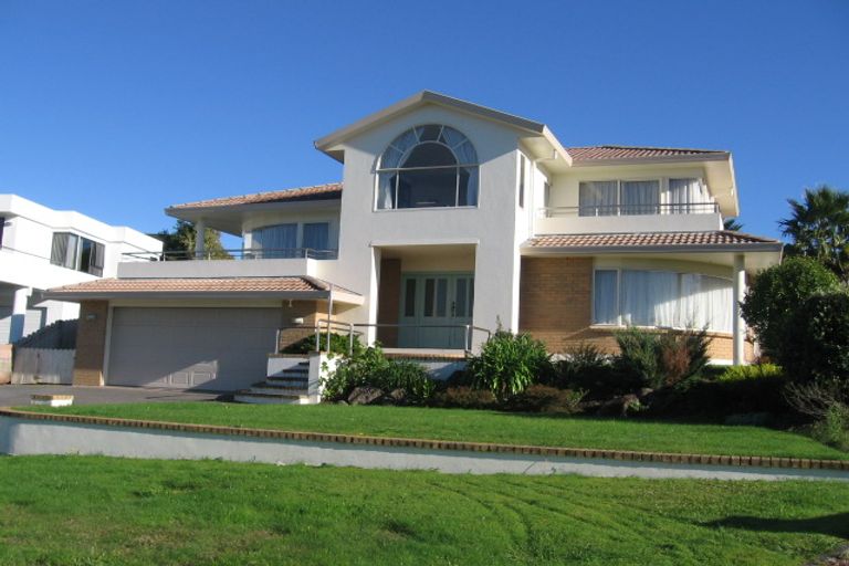 Photo of property in 6 Searidge Rise, West Harbour, Auckland, 0618