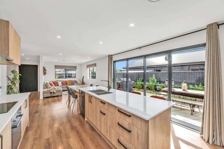 Photo of property in 15 Cedric Place, Darfield, 7510