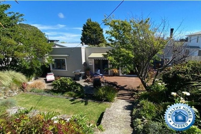Photo of property in 30 Martin Road, Paraparaumu Beach, Paraparaumu, 5032