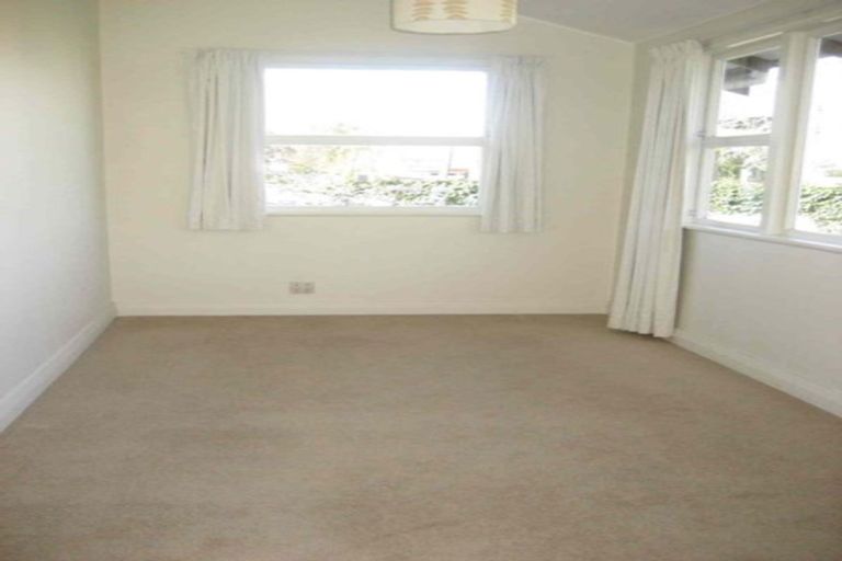 Photo of property in 3 Moeller Street, Taradale, Napier, 4112