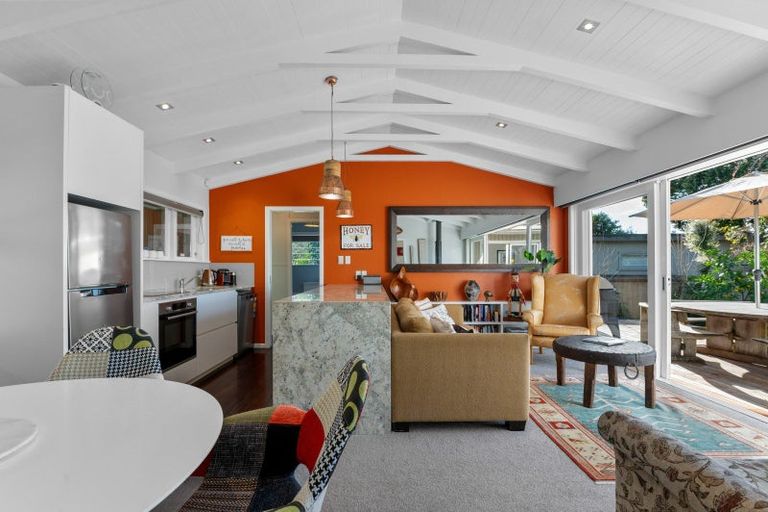 Photo of property in 143 Spencer Road, Lake Tarawera, Rotorua, 3076