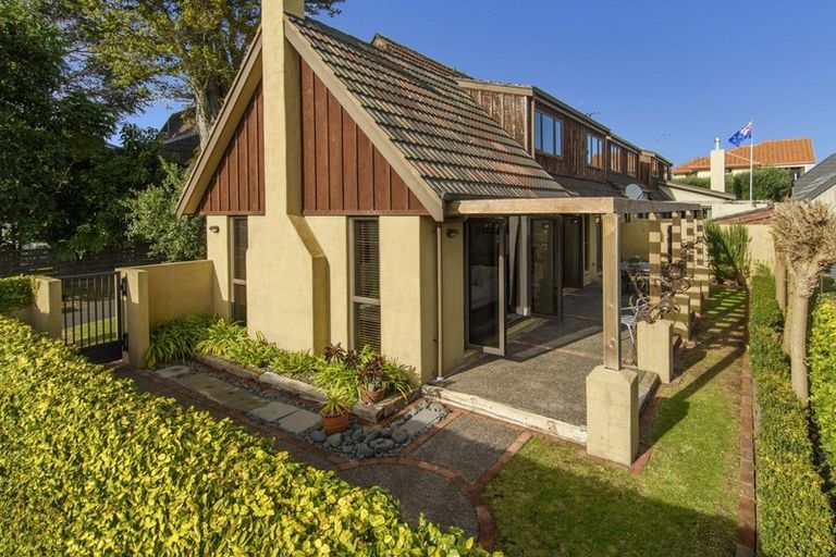 Photo of property in 5a Hinewa Road, Otumoetai, Tauranga, 3110