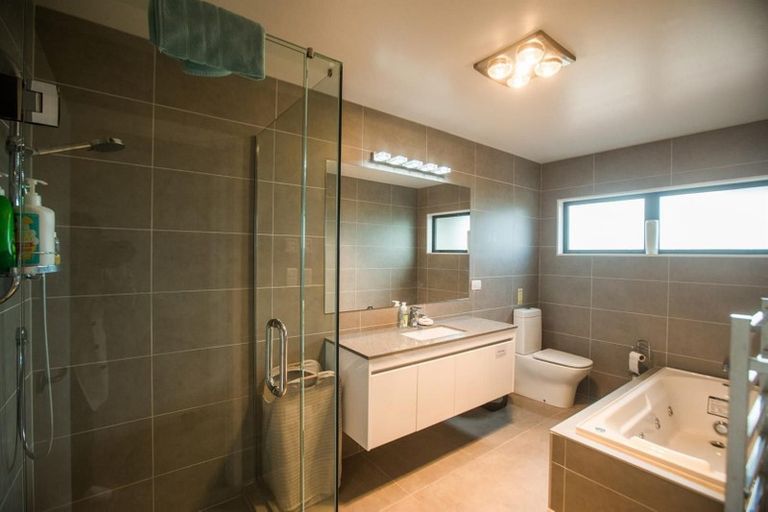 Photo of property in 719 Redoubt Road, Flat Bush, Auckland, 2019