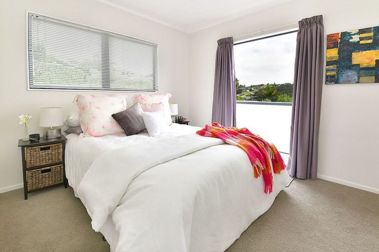 Photo of property in 23 Mollyhawk Rise, Arkles Bay, Whangaparaoa, 0932