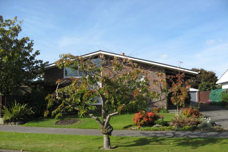 Photo of property in 9 Rutherglen Avenue, Ilam, Christchurch, 8041