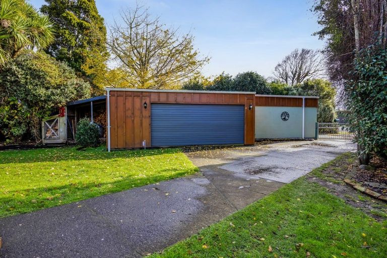 Photo of property in 197 Waihi Road, Hawera, 4610