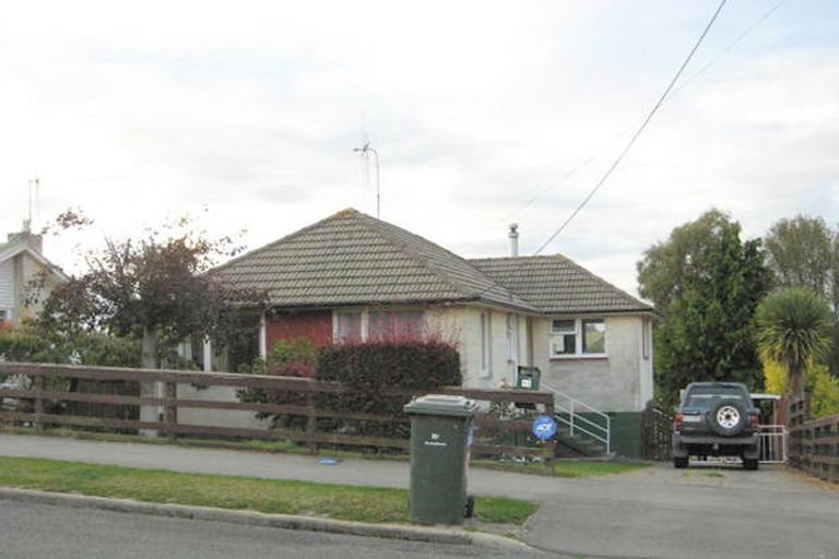 Photo of property in 14 Hayle Street, Holmes Hill, Oamaru, 9401