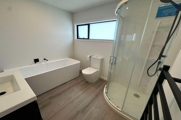 Photo of property in 36a Oxford Crescent, Ebdentown, Upper Hutt, 5018