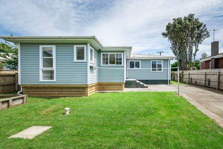 Photo of property in 9 Clarkes Crescent, Paekakariki, 5034