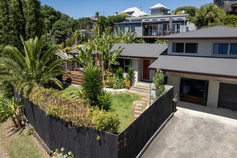 Photo of property in 11 Park Drive, Raglan, 3225