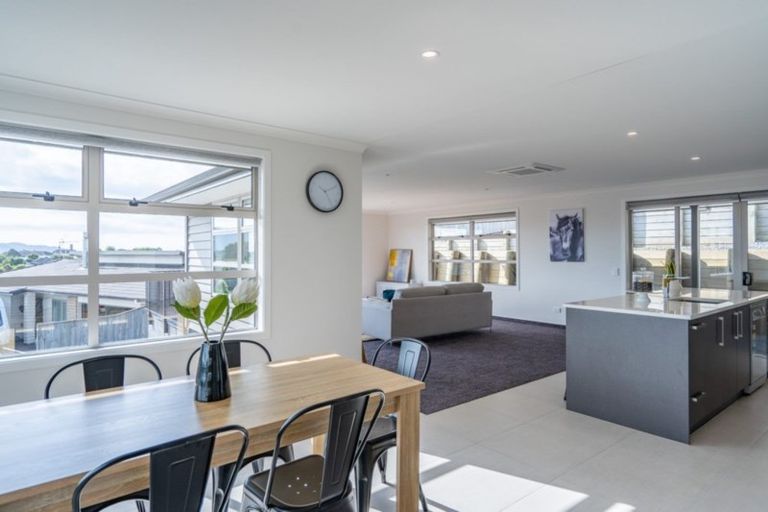 Photo of property in 7 Caterer Lane, Paraparaumu, 5032