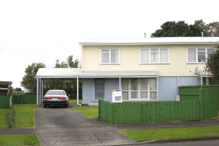 Photo of property in 11-13 Miro Street, Merrilands, New Plymouth, 4312