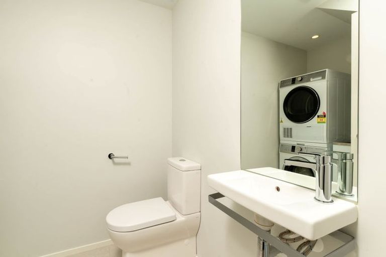 Photo of property in 67 Mettam Drive, Swanson, Auckland, 0614