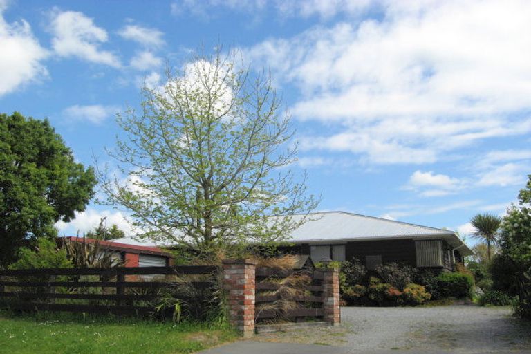 Photo of property in 15 Woodglen Drive, Woodend, 7610