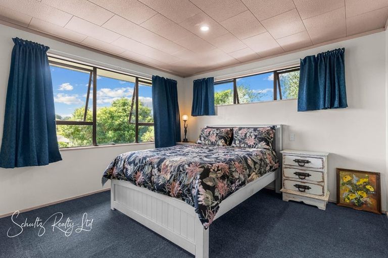 Photo of property in 4 Hebe Lane, Maungaturoto, 0520