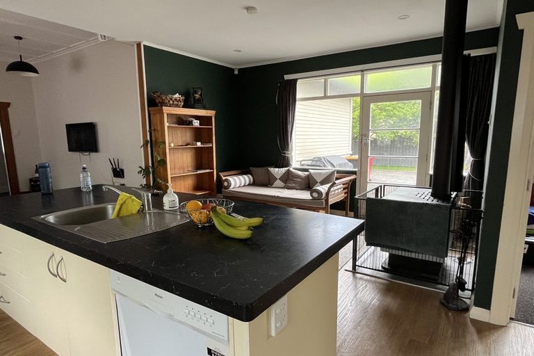 Photo of property in 376 College Street, Hokowhitu, Palmerston North, 4410