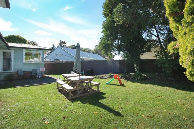Photo of property in 14 Viscount Place, West End, Palmerston North, 4412