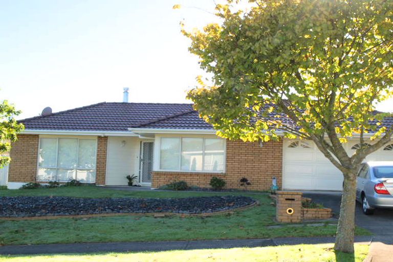 Photo of property in 15 Kilimanjaro Drive, Northpark, Auckland, 2013