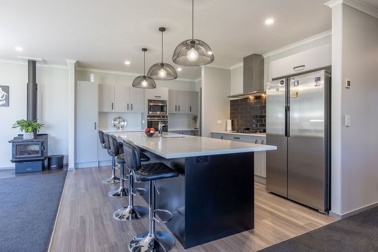 Photo of property in 8 Komahimahi Way, Motuoapa, 3382