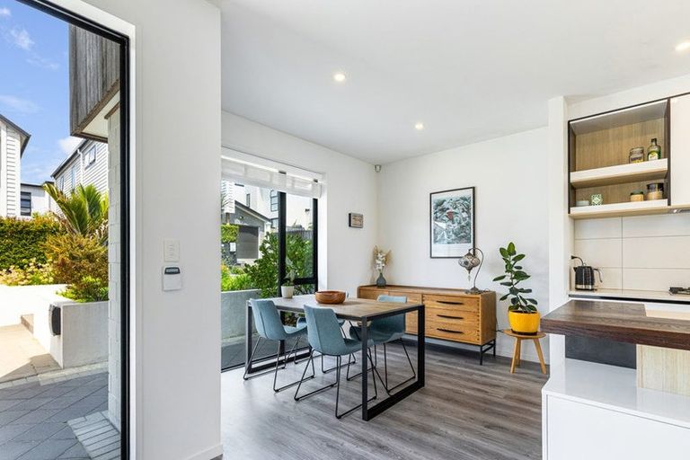 Photo of property in 31b Westgate Drive, Westgate, Auckland, 0614