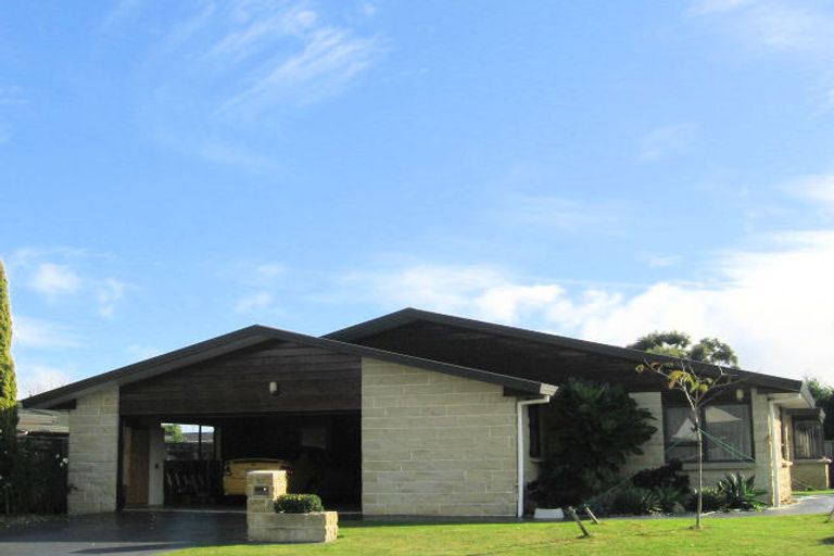 Photo of property in 53 Cedar Drive, Paraparaumu Beach, Paraparaumu, 5032