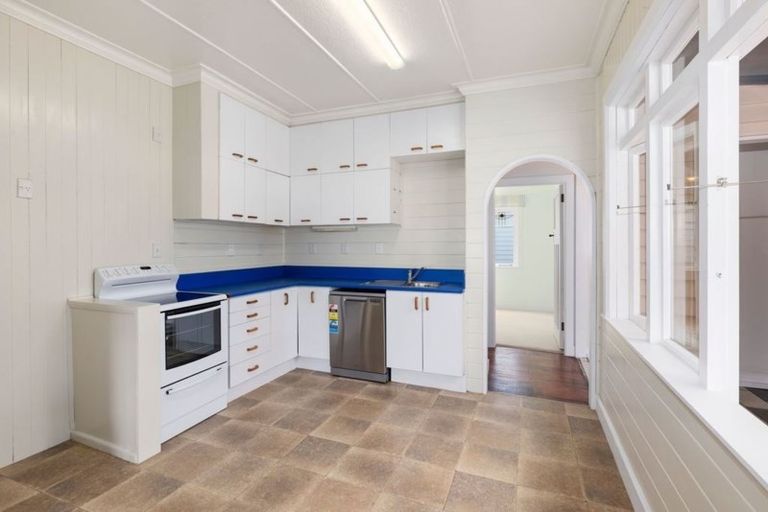 Photo of property in 97 Oroua Street, Eastbourne, Lower Hutt, 5013