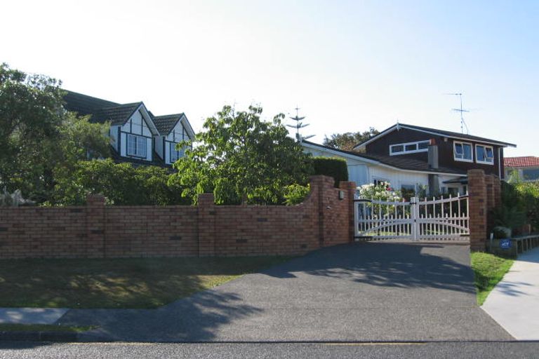 Photo of property in 59 Killarney Avenue, Torbay, Auckland, 0630
