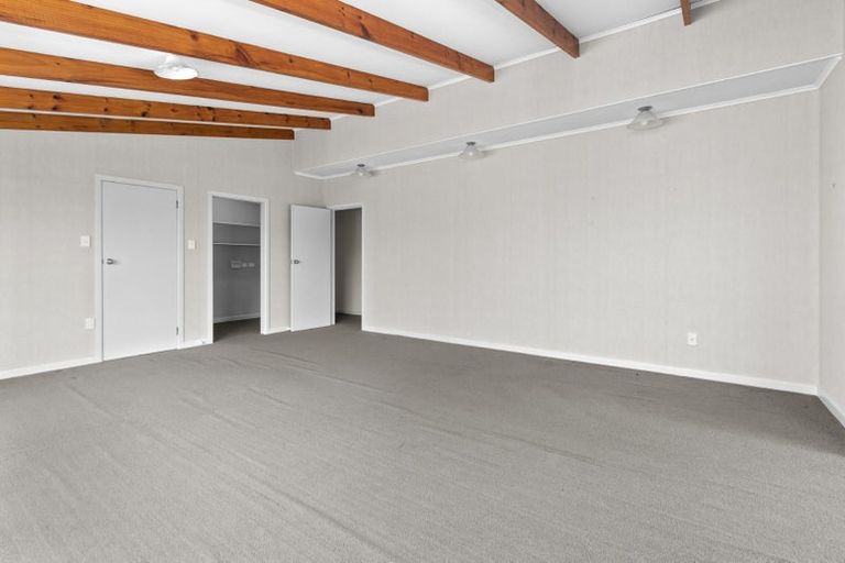 Photo of property in 38 Queen Street, Cambridge, 3434