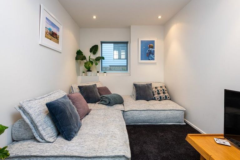 Photo of property in 42 Braemar Road, Rothesay Bay, Auckland, 0630