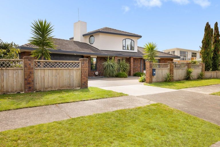 Photo of property in 13 Manuera Place, Ohope, 3121