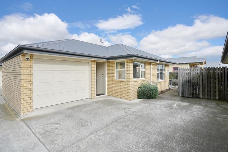 Photo of property in 2/353 Main South Road, Hornby, Christchurch, 8042