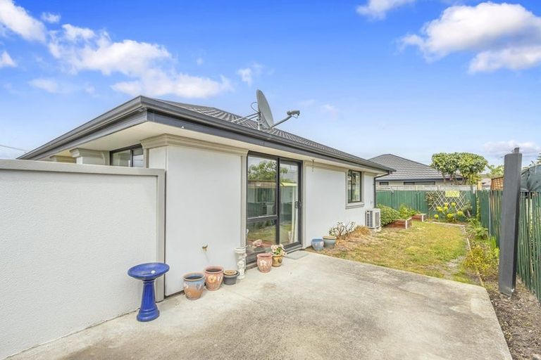 Photo of property in 174a Bowhill Road, New Brighton, Christchurch, 8083