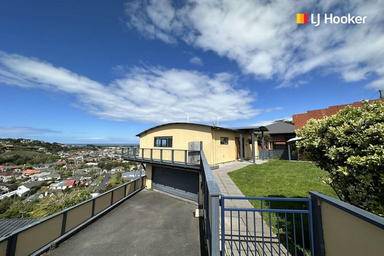 Photo of property in 96 Moana Crescent, Musselburgh, Dunedin, 9013