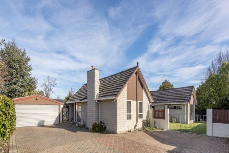 Photo of property in 185 West Belt, Rangiora, 7400