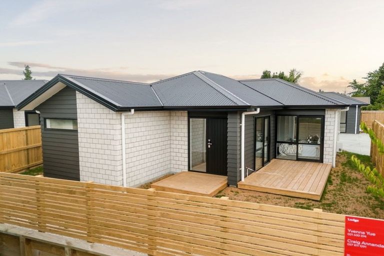 Photo of property in 2/41 Forsyth Street, Saint Andrews, Hamilton, 3200