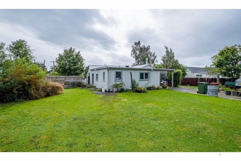 Photo of property in 35 Leonard Street, Waimate, 7924