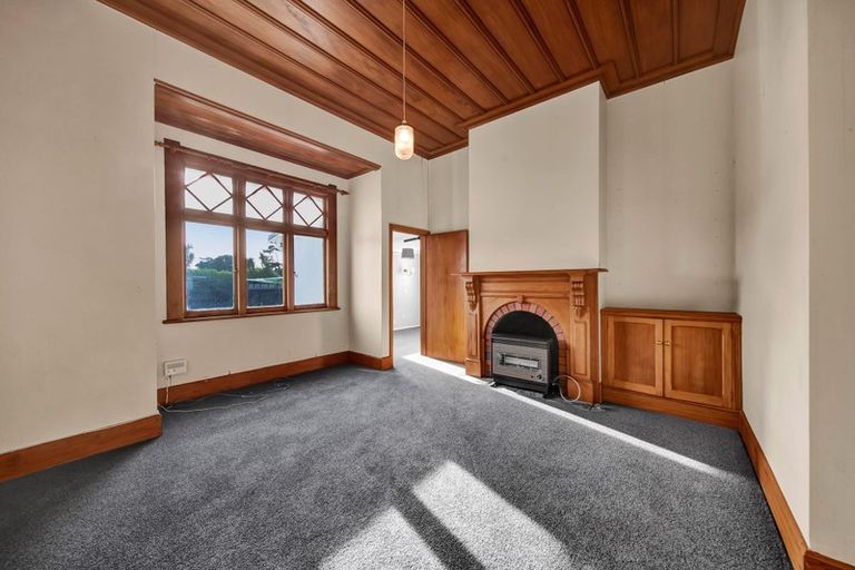 Photo of property in 134 Manawapou Road, Hawera, 4610