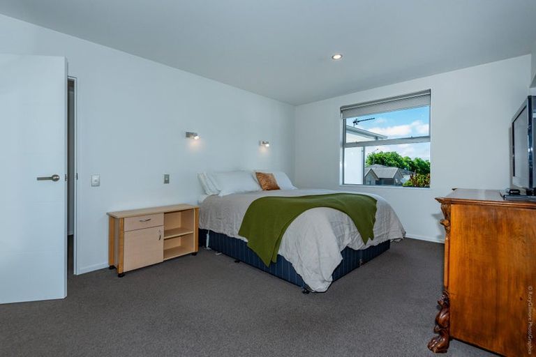 Photo of property in 18 Jennabelle Lane, Halswell, Christchurch, 8025