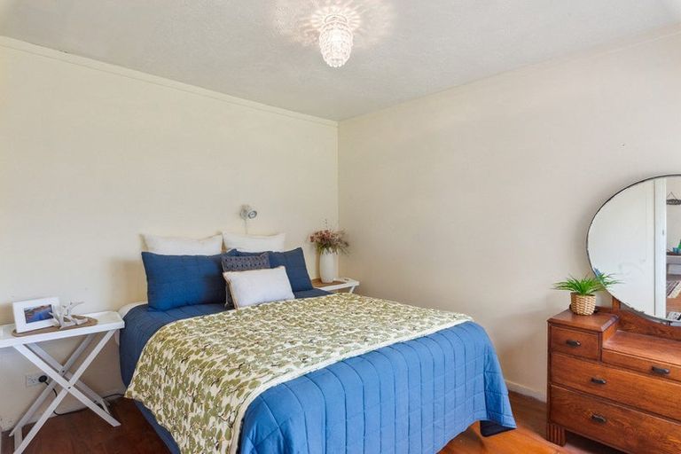 Photo of property in 37 The Esplanade, Raumati South, Paraparaumu, 5032