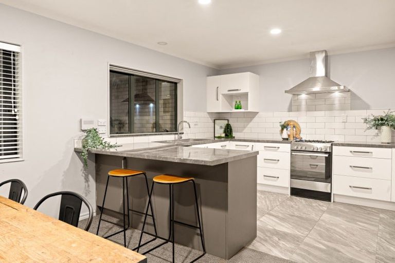 Photo of property in 78 Corinth Grove, Papamoa Beach, Papamoa, 3118