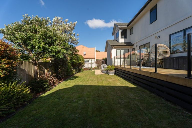 Photo of property in 13 Claverton Grove, Churton Park, Wellington, 6037
