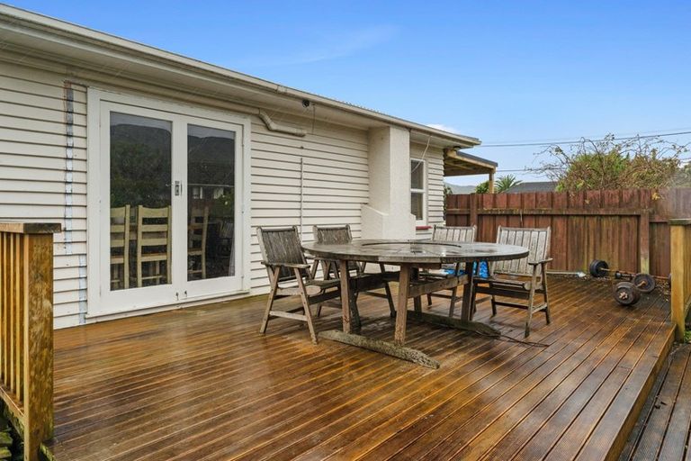 Photo of property in 1 Edmonds Street, Wainuiomata, Lower Hutt, 5014