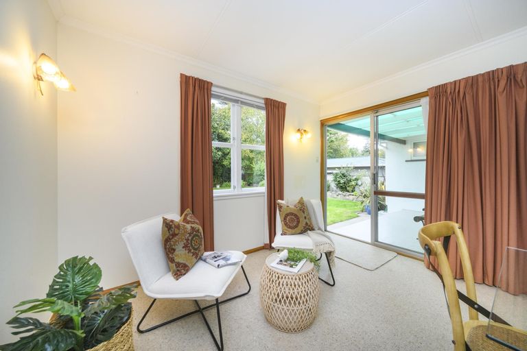 Photo of property in 7 Ruha Street, West End, Palmerston North, 4412