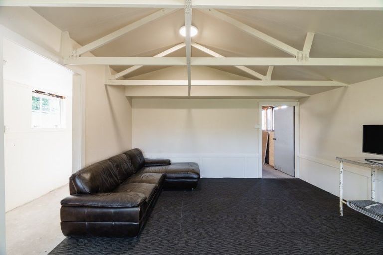 Photo of property in 380 Bay View Road, Saint Clair, Dunedin, 9012