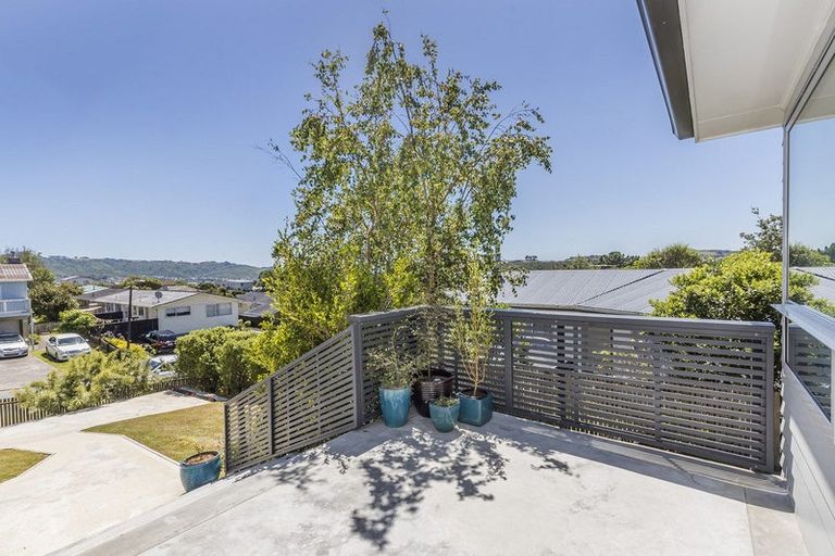 Photo of property in 7 Quinn Grove, Ranui, Porirua, 5024