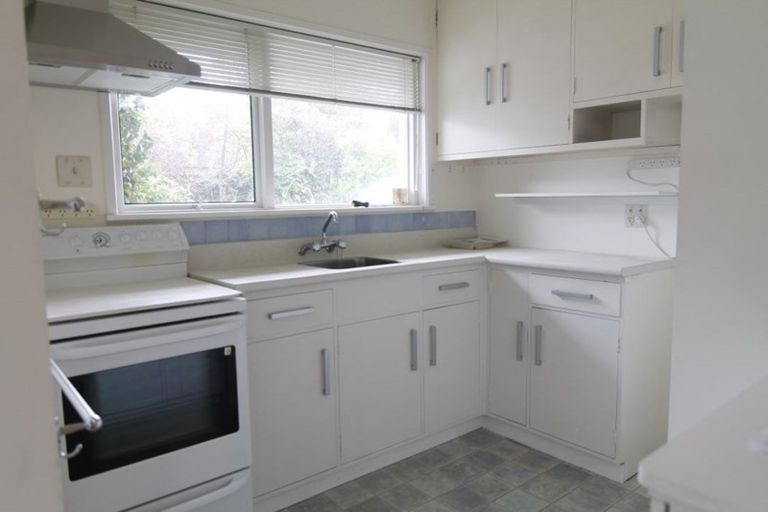 Photo of property in 16b Cashmere Road, Cashmere, Christchurch, 8022